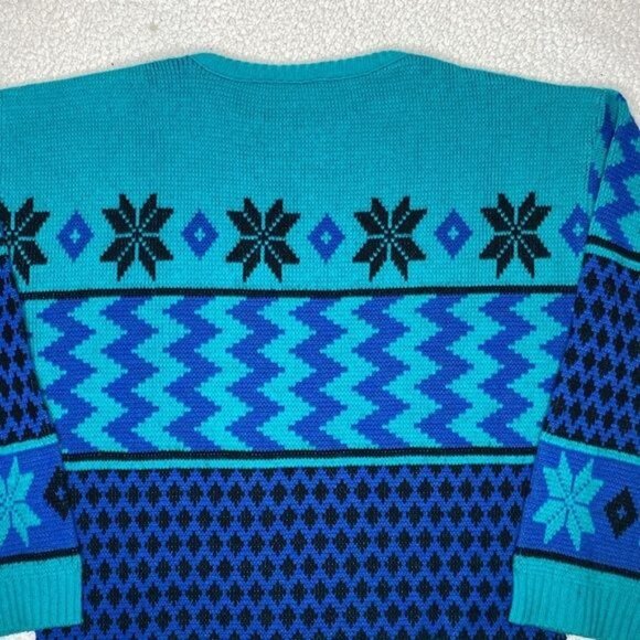 Vintage Sears The Fashion Place Acrylic Snowflake Sweater: Size 36/ Medium - Picture 4 of 10